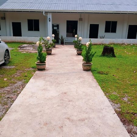 Sukau Tomanggong View Bed & Breakfast Extérieur photo