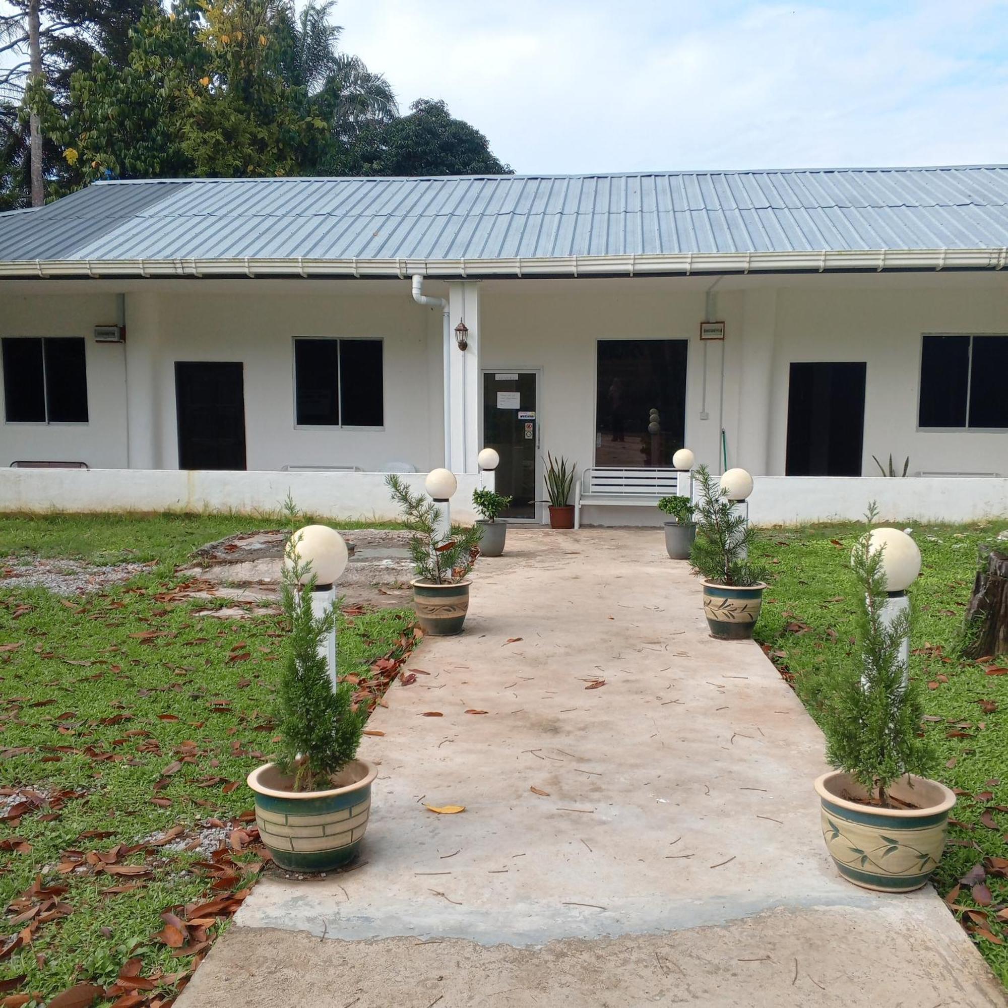 Sukau Tomanggong View Bed & Breakfast Extérieur photo